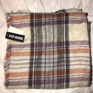 Steve Madden scarf